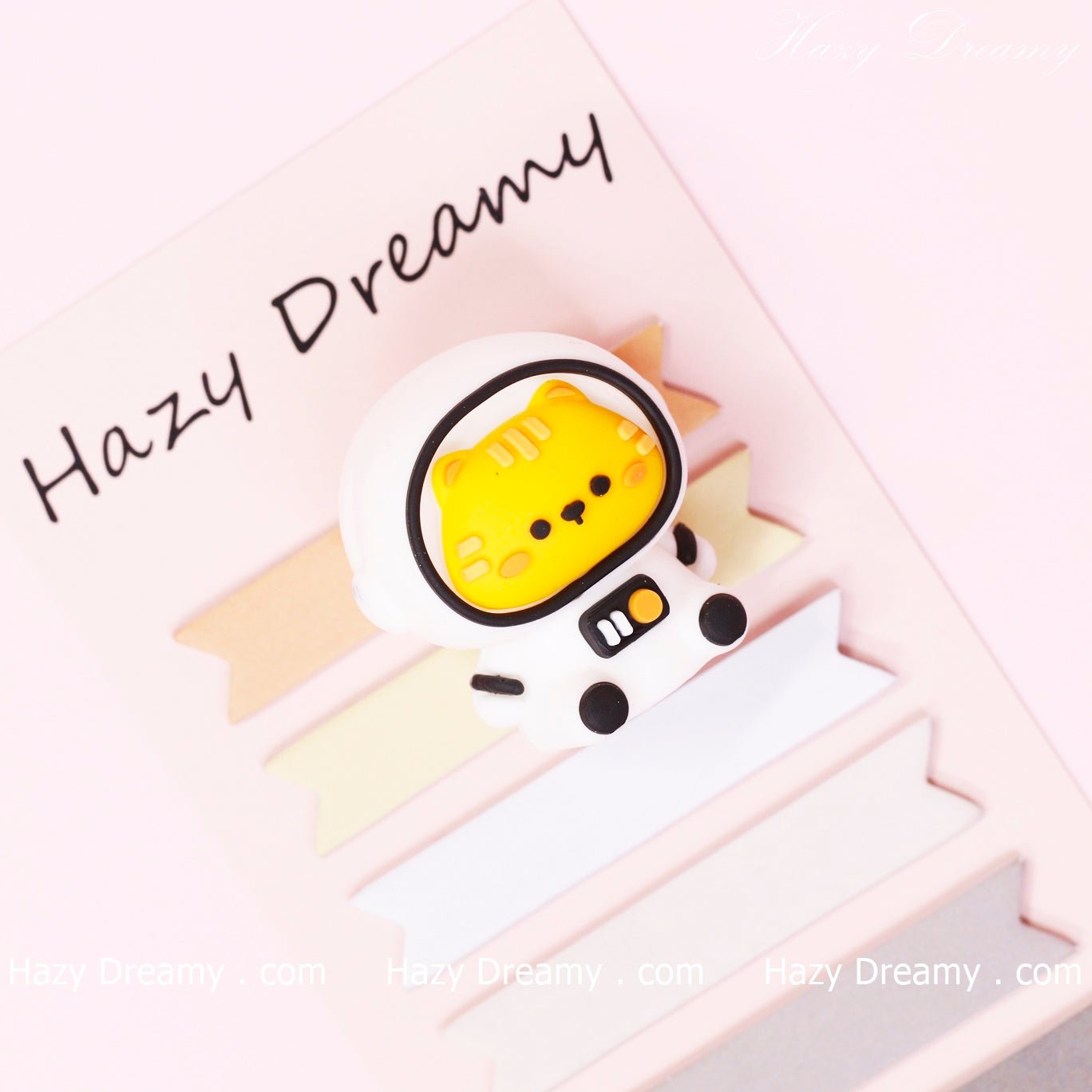 Cute Astronaut Kitten 3D Eraser - Perfect for Students and Stationery Lovers - Hazy Dreamy: Online Stationery Store